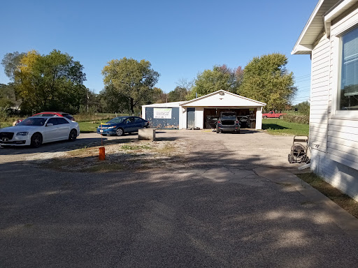 Fresh & Clean Auto Detailing and LLC Cedar Falls. Black Hawk County. 1 word2