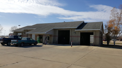 Superior Wash Charles City. Floyd County. 1 word2